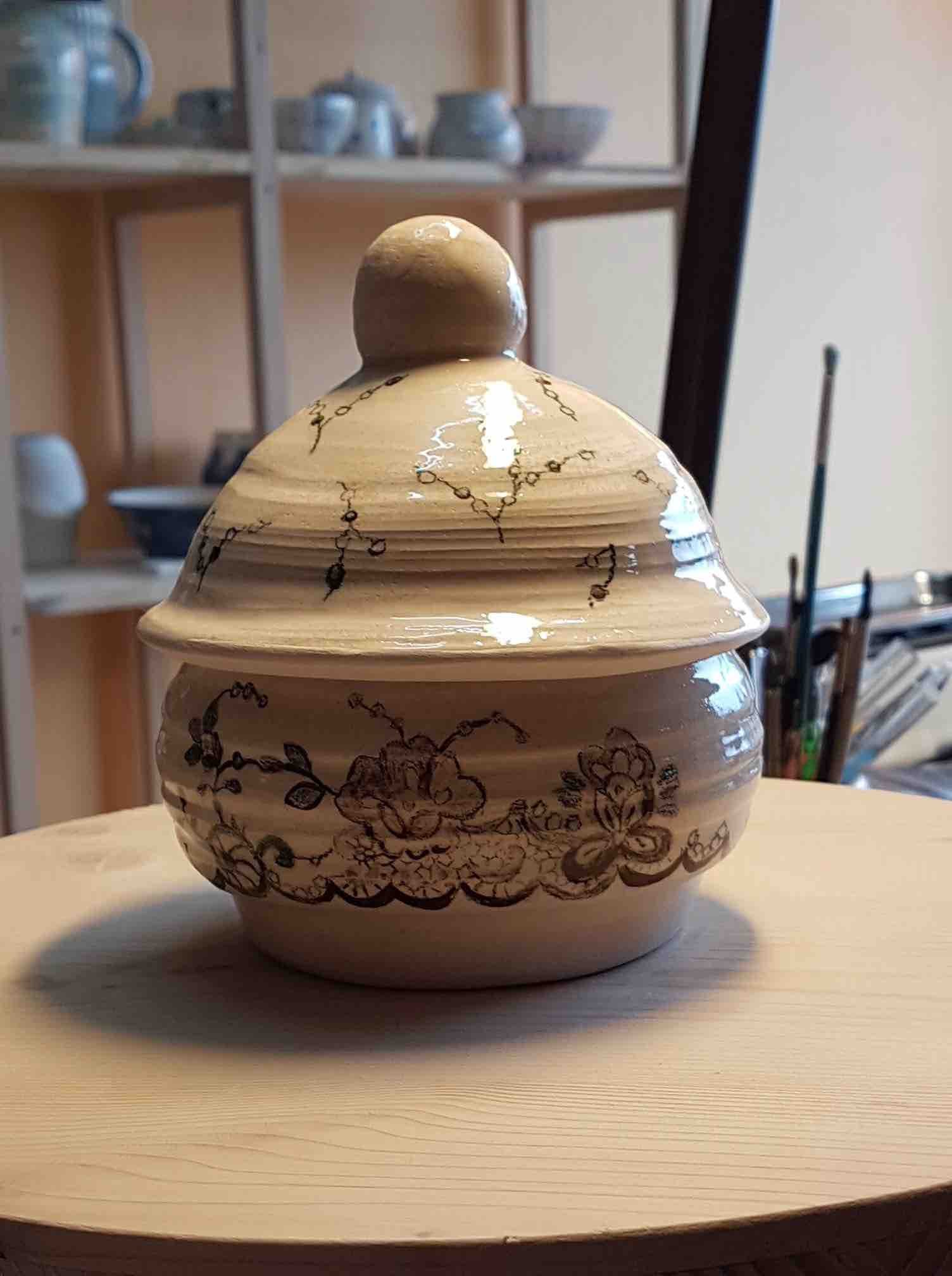 20201206-V-Pot décoré façon dentelle bleu-0-0-0-0-0-CER-0.00