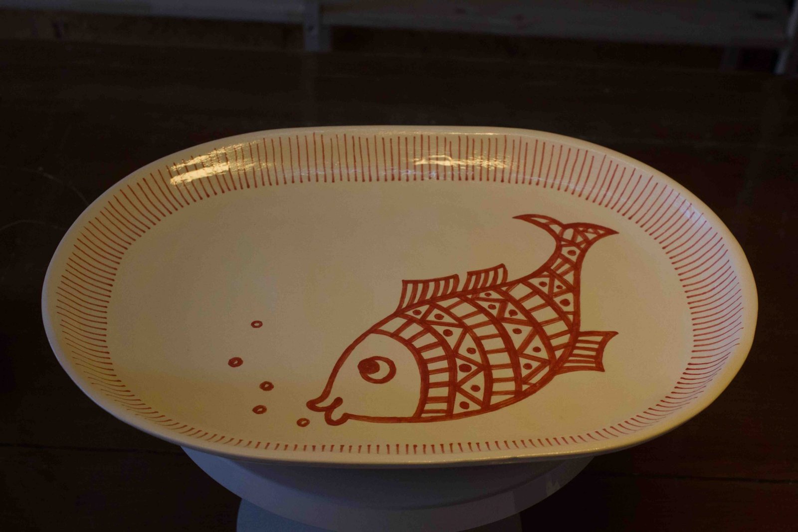 20210340-AV-Assiette ovale céramique émaillée décor poisson motif 2-0-31-22-3-600-CER-0.00