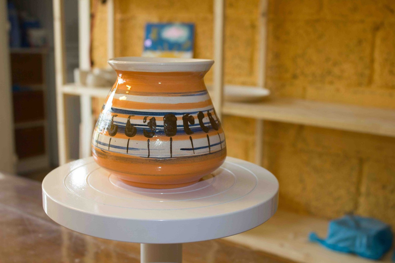 20210410-AV-Petit vase orange-14-0-0-11,5-500-CER-0,00