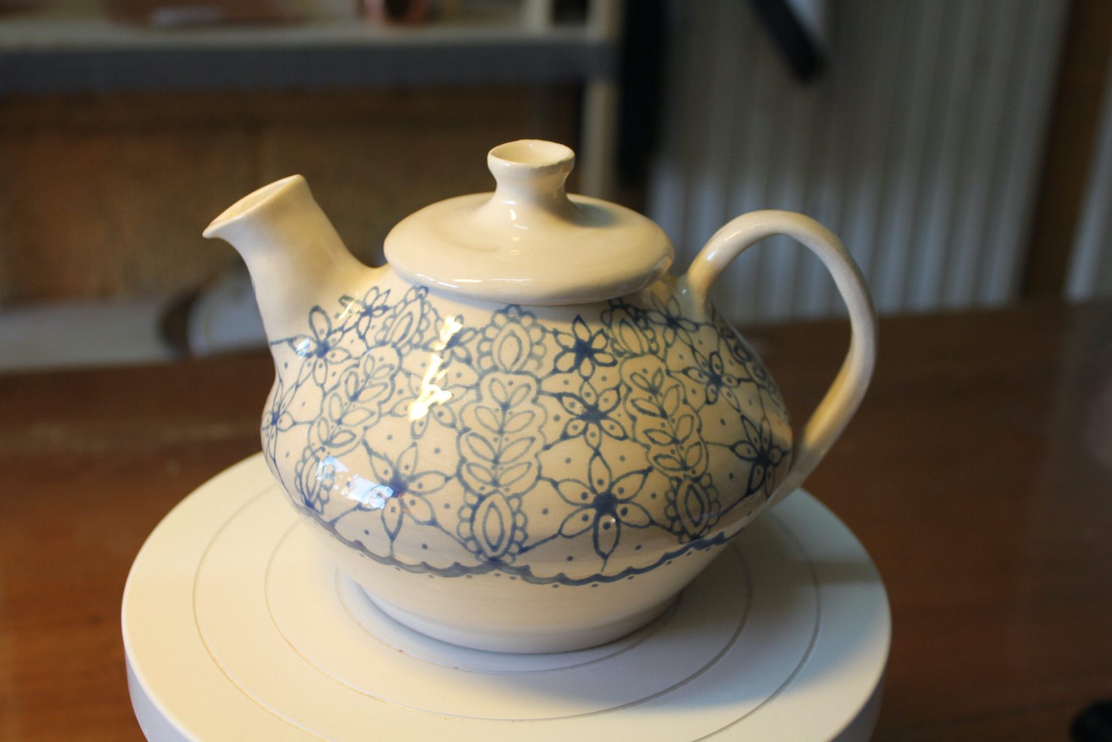 20211002 - Théière Décor dentelle bleue