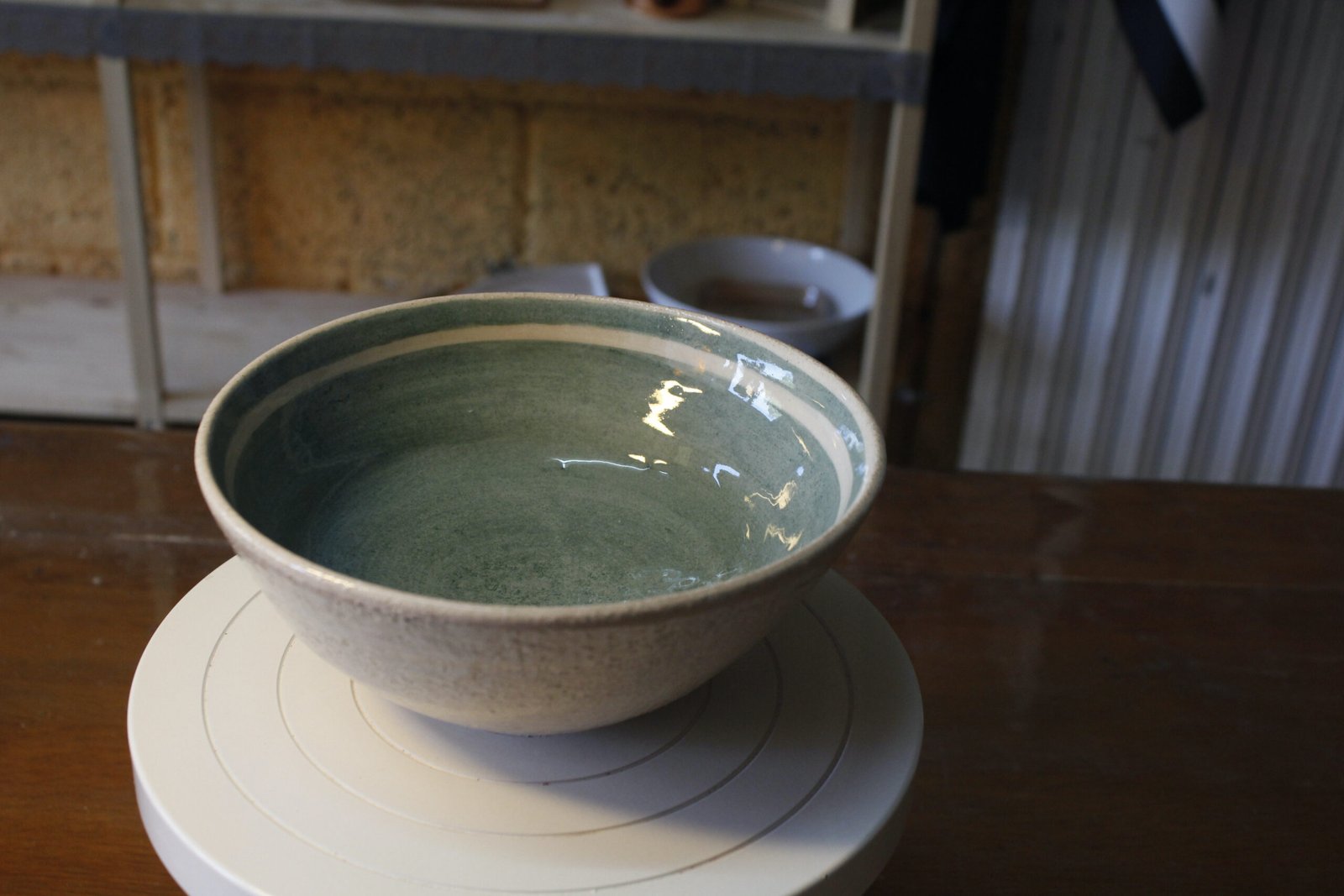 20211008 - Bol chamoté décor intérieur vert